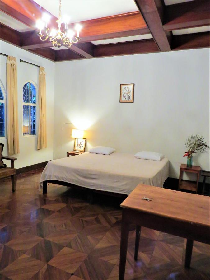 Hostel Casa Del Parque サンホセ エクステリア 写真