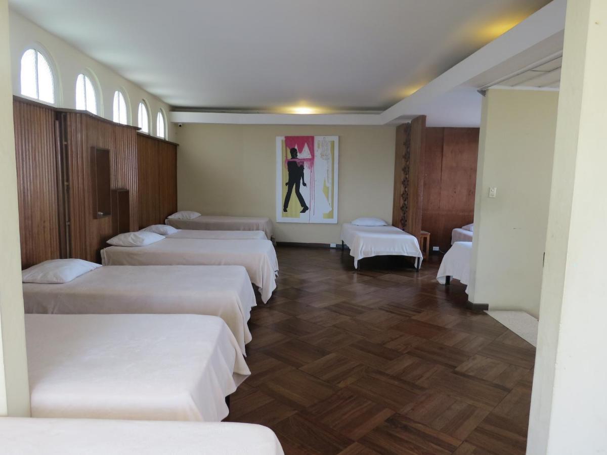 Hostel Casa Del Parque サンホセ エクステリア 写真