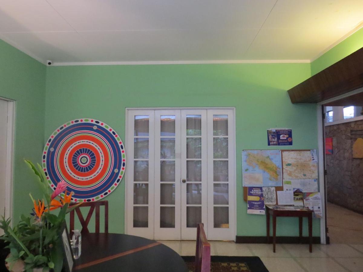 Hostel Casa Del Parque サンホセ エクステリア 写真